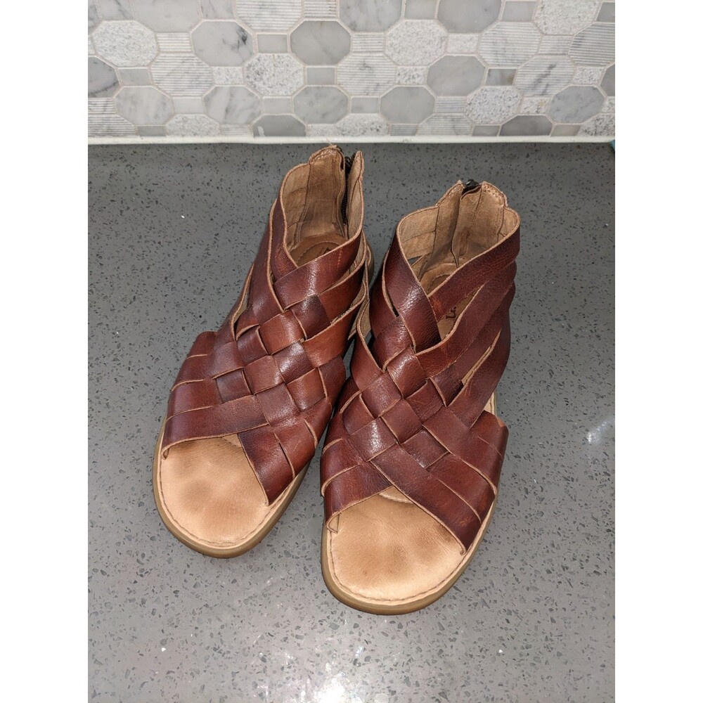 Born Iwa Woven Leather Gladiator Sandals Brown Womens 9M Back Zip